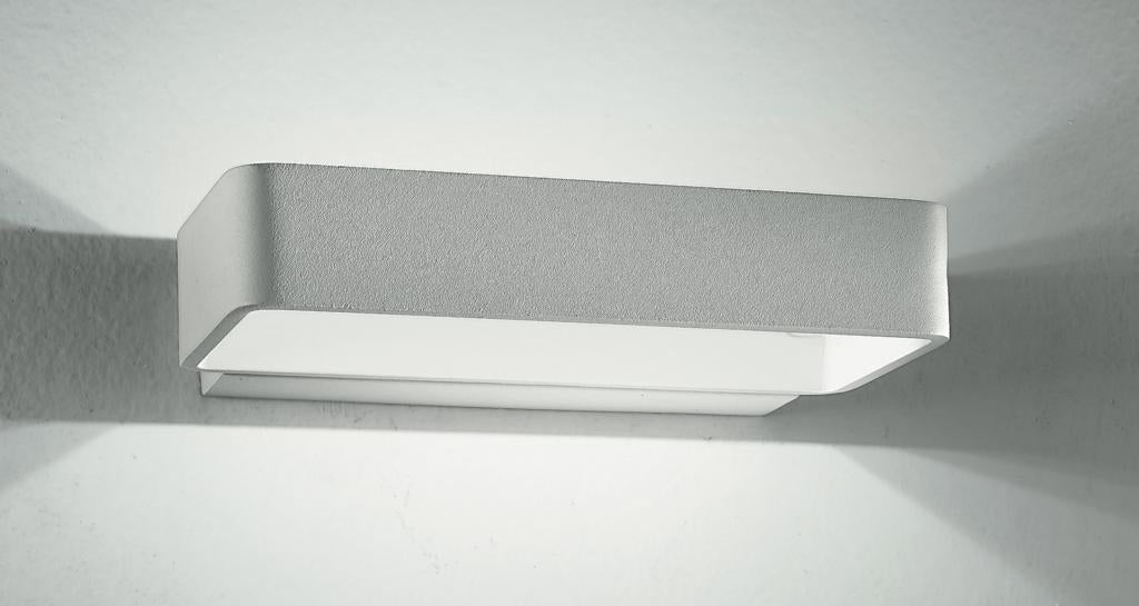 Applique led integrato in alluminio bianco goffrato 6W 4000°k 800lm collezione OMEGA Applique led integrato in alluminio bianco goffrato 6W 4000°k 800lm collezione OMEGA